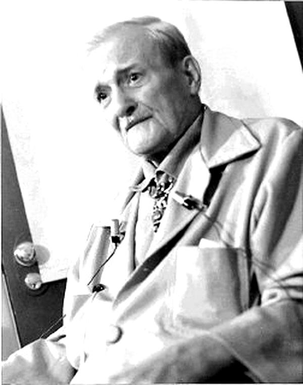 Milton Erickson | Familiae | Psicólogas en Santiago y Madrid Milton Erickson | Familiae | Psicólogas en Santiago y Madrid