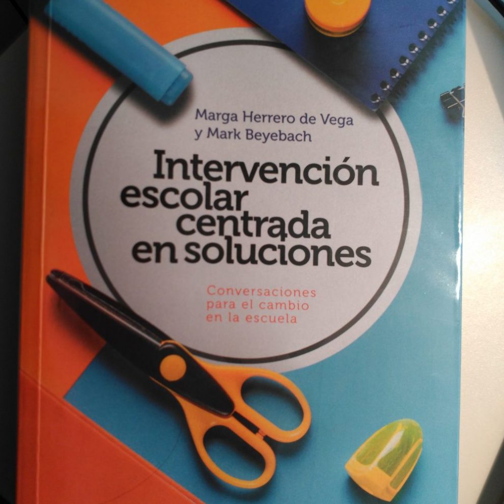 libro escola beyebach | Familiae | Psicólogas en Santiago y Madrid
